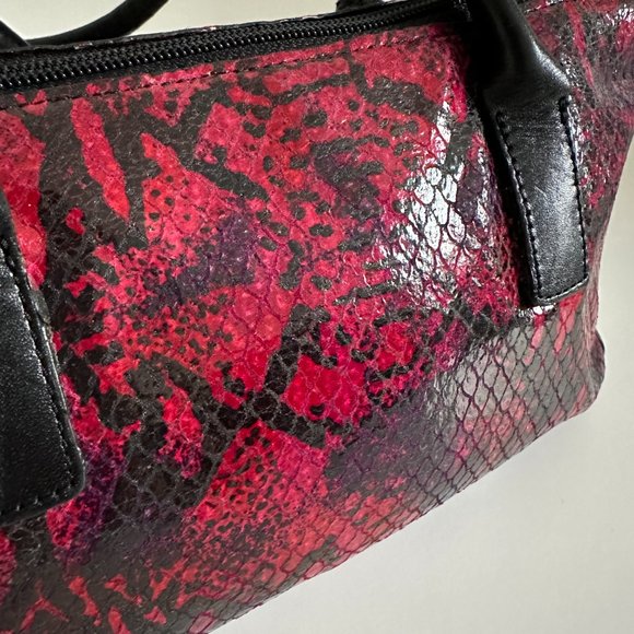 Holt Renfrew - Vintage Faux Snake Shoulder Bag - Picture 7 of 12